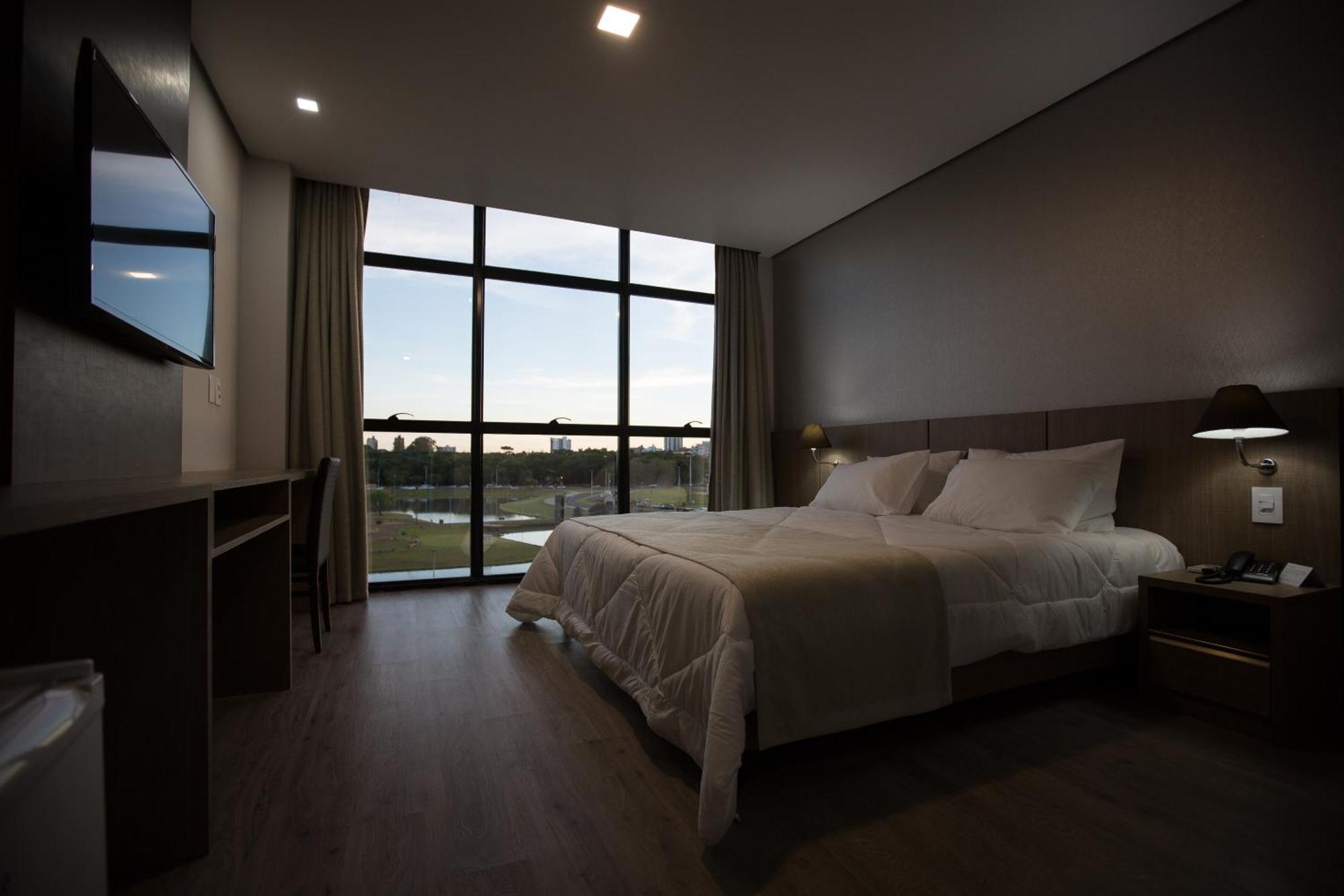 Bello Hotel Toledo  Zewnętrze zdjęcie