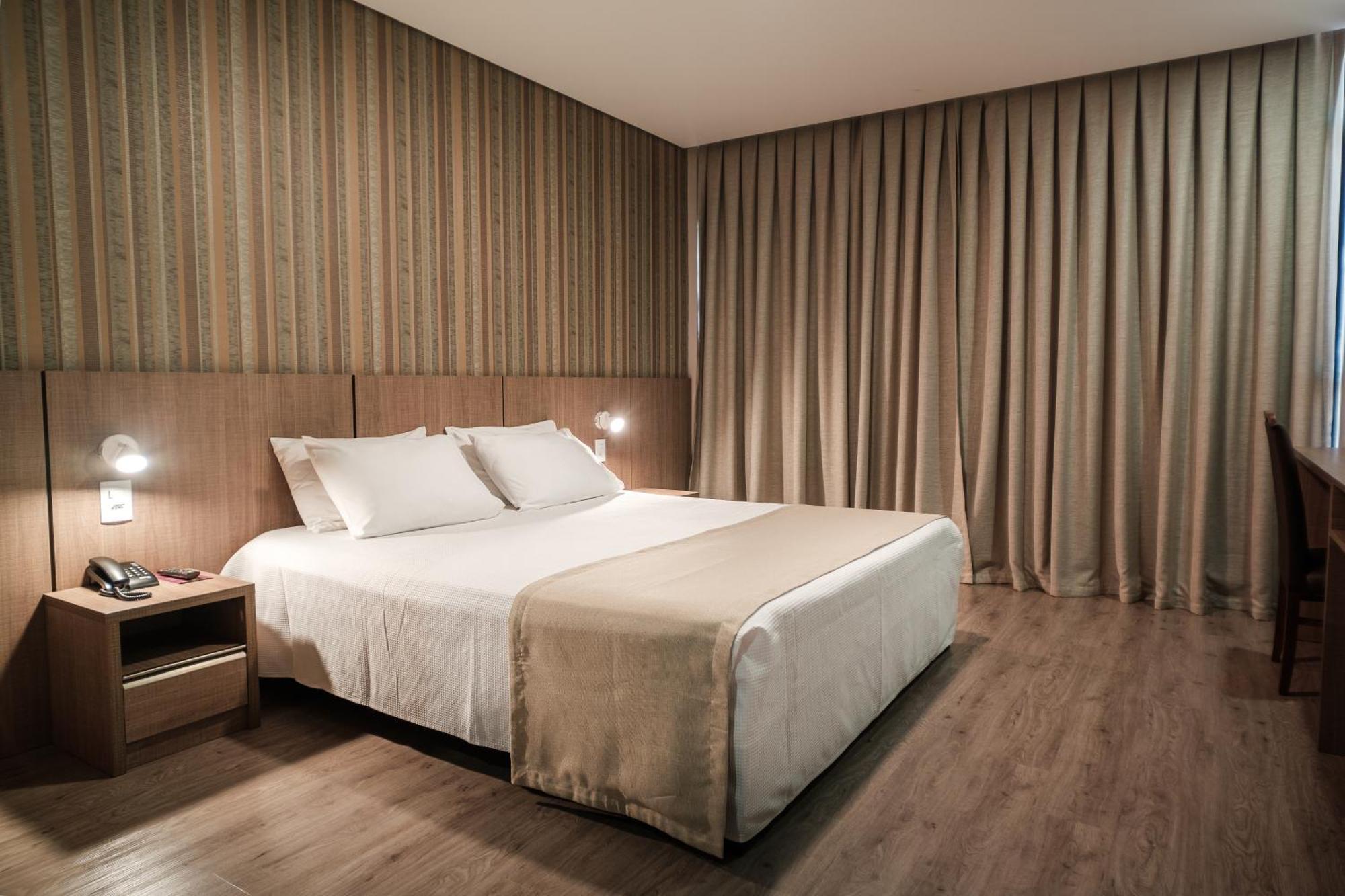 Bello Hotel Toledo  Zewnętrze zdjęcie