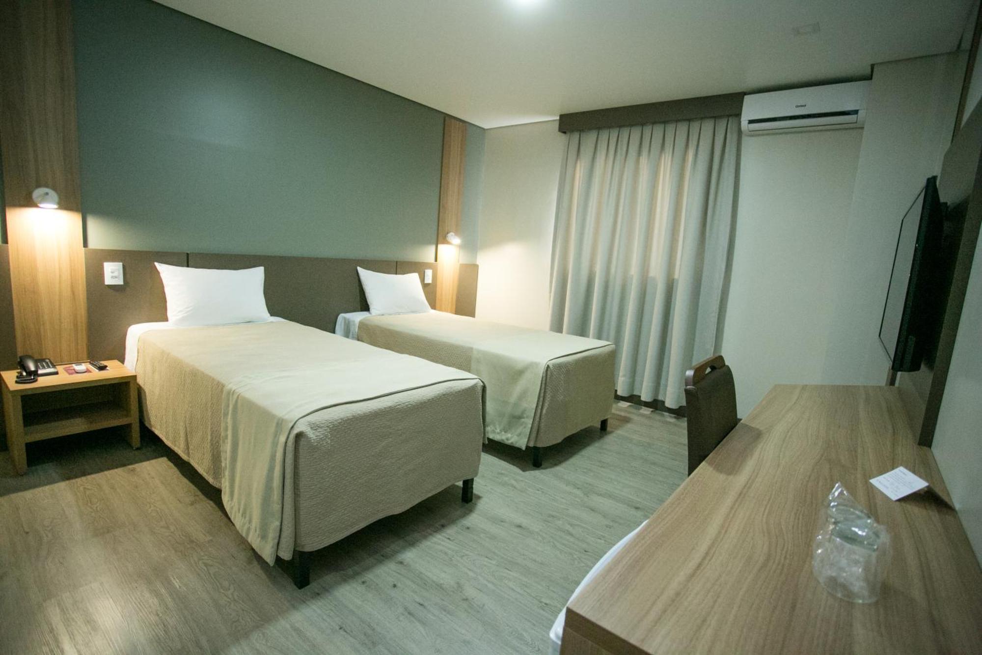 Bello Hotel Toledo  Zewnętrze zdjęcie