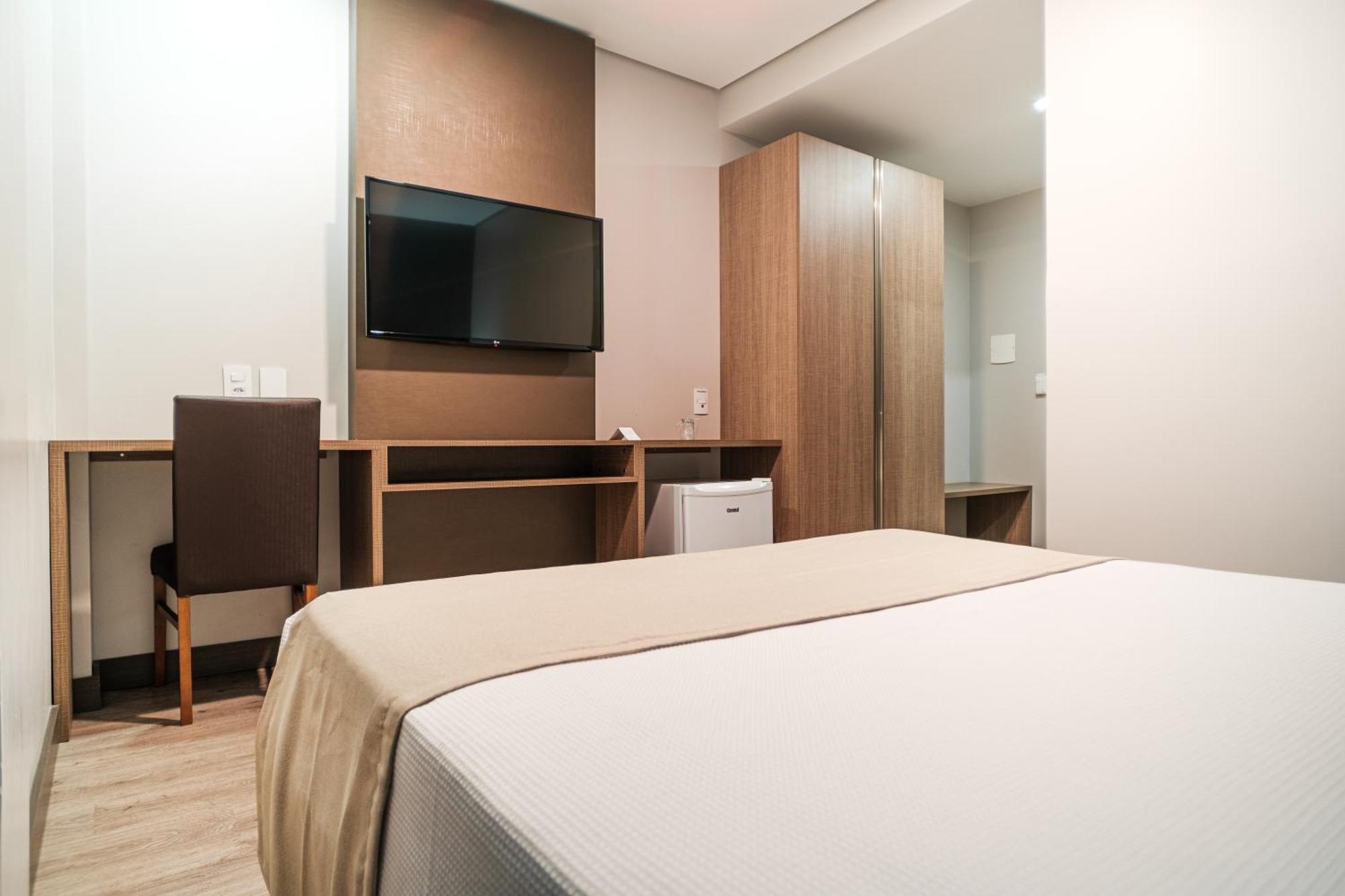 Bello Hotel Toledo  Zewnętrze zdjęcie