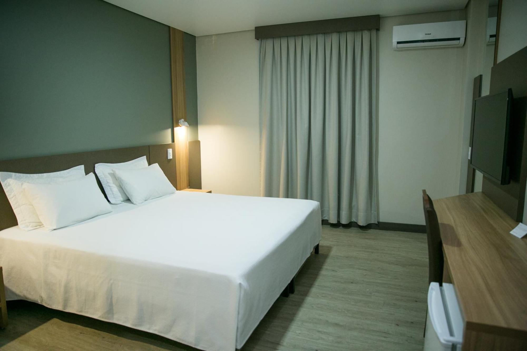 Bello Hotel Toledo  Zewnętrze zdjęcie