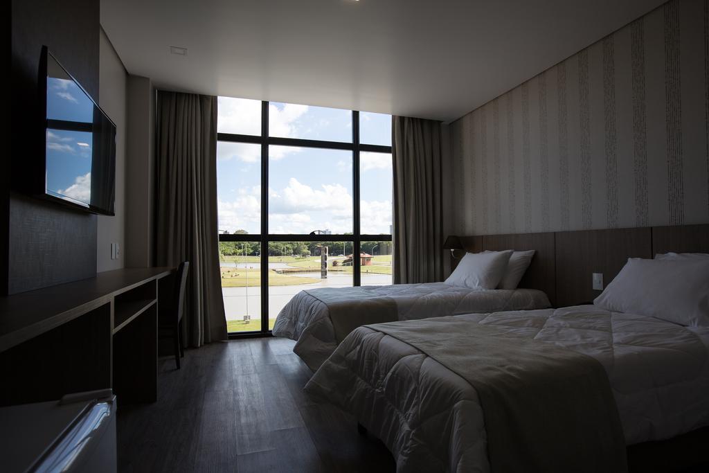 Bello Hotel Toledo  Zewnętrze zdjęcie
